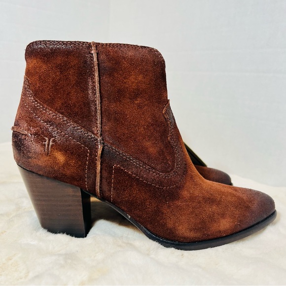 Frye Reed Women’s Suede Western Ankle Boots, Dark Brown, Size 7.5 - Picture 6 of 16